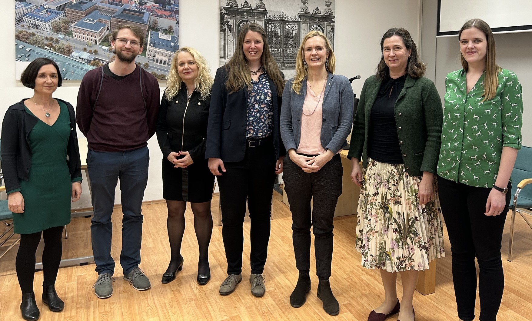 Zámbó Biankának, intézetünk oktatójának, sikeres PhD védése